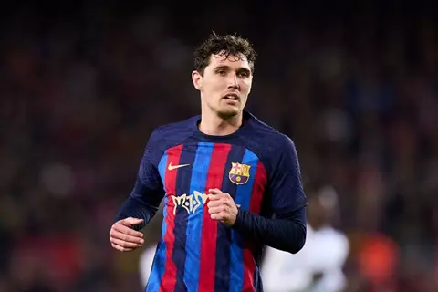 بعد غياب طويل.. برشلونة يستعيد كريستينسن